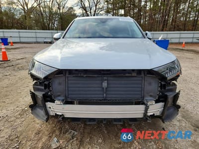 Piąte zdjęcie samochodu w środku: 2023 AUDI Q7 PREMIUM PLUS VIN:WA1LXBF72PD014844 - miniatura
