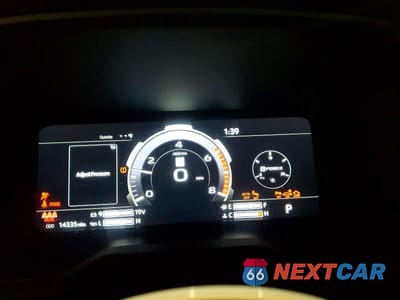 Zdjęcie 9 z 12 samochodu: 2024 TOYOTA TUNDRA CREWMAX LIMITED VIN:5TFWA5DB0RX132390 - miniatura