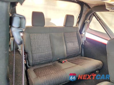 Zdjęcie 11 z 13 samochodu: 2011 JEEP WRANGLER VIN:1J4AA2D11BL503824 - miniatura