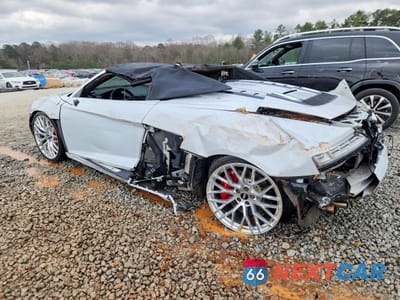 Drugie zdjęcie samochodu z przodu: 2017 AUDI R8 SPYDER VIN:WUAVACFX9H7905058 - miniatura