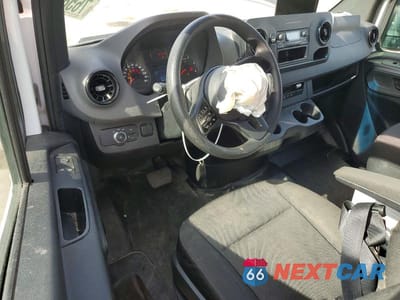 Zdjęcie 8 z 12 samochodu: 2022 MERCEDES-BENZ SPRINTER 3500 VIN:W1Y8EC3Y9NT083324 - miniatura
