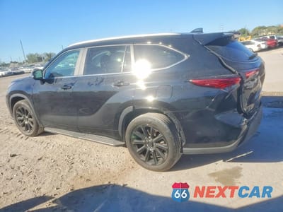 Drugie zdjęcie samochodu z przodu: 2023 TOYOTA HIGHLANDER XLE VIN:5TDKDRAH0PS510992 - miniatura