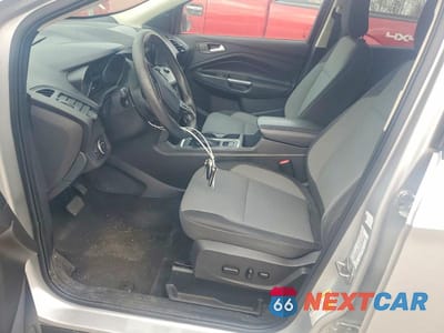 Zdjęcie 7 z 12 samochodu: 2019 FORD ESCAPE SE VIN:1FMCU9GDXKUB10656 - miniatura