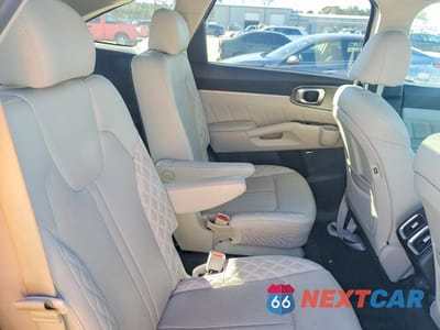 Zdjęcie 11 z 12 samochodu: 2021 KIA SORENTO VIN:5XYRK4LFXMG068315 - miniatura