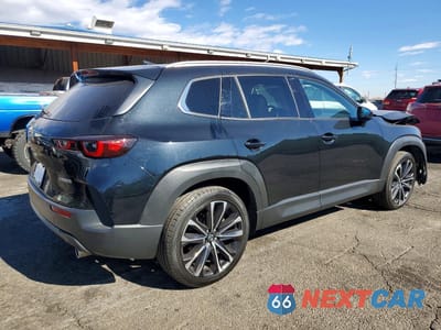 Trzecie zdjęcie samochodu z tyłu: 2025 MAZDA CX-50 PREMIUM PLUS VIN:7MMVABEM6SN369932 - miniatura