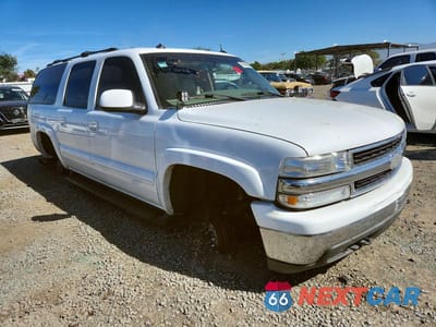 Czwarte zdjęcie samochodu z boku: 2003 CHEVROLET SUBURBAN K1500 VIN:1GNFK16ZX3J130454 - miniatura