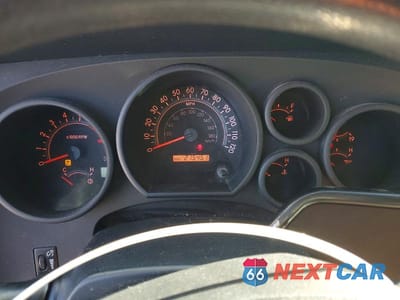 Zdjęcie 9 z 11 samochodu: 2012 TOYOTA TUNDRA GRADE VIN:5TFUW5F11CX264143 - miniatura