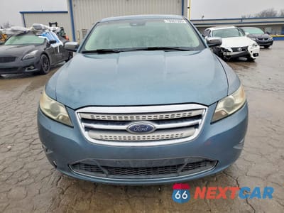 Piąte zdjęcie samochodu w środku: 2010 FORD TAURUS LIMITED VIN:1FAHP2FW6AG129767 - miniatura