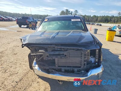 Piąte zdjęcie samochodu w środku: 2018 CHEVROLET SILVERADO C1500 LT VIN:3GCPCREC8JG368839 - miniatura