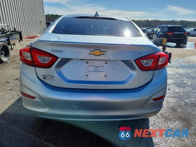 Zdjęcie 6 z 11 samochodu: 2018 CHEVROLET CRUZE LT VIN:1G1BE5SM0J7157357 - miniatura