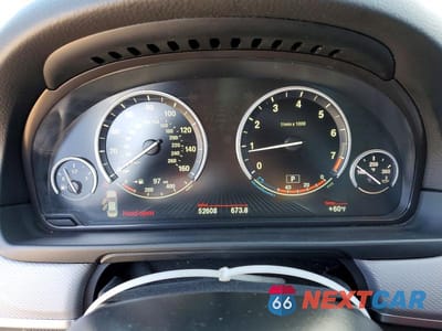 Zdjęcie 9 z 13 samochodu: 2014 BMW 535 I VIN:WBA5B1C50ED917322 - miniatura
