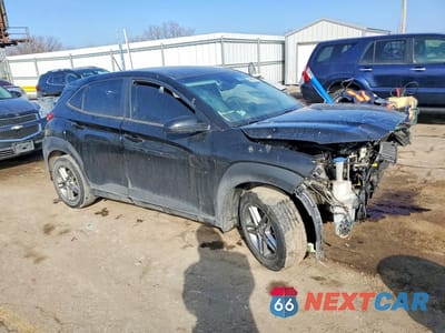 Czwarte zdjęcie samochodu z boku: 2019 HYUNDAI KONA SE VIN:KM8K12AA8KU223998 - miniatura
