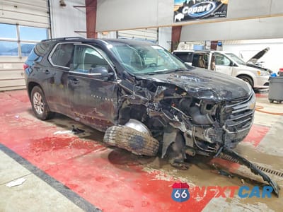 Czwarte zdjęcie samochodu z boku: 2020 CHEVROLET TRAVERSE LT VIN:1GNEVGKWXLJ157638 - miniatura