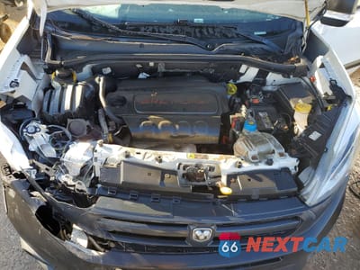 Zdjęcie 11 z 13 samochodu: 2017 RAM PROMASTER CITY VIN:ZFBERFAB9H6G90909 - miniatura