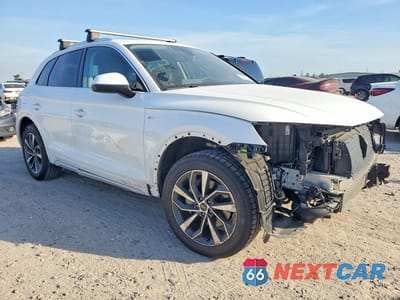 Czwarte zdjęcie samochodu z boku: 2024 AUDI Q5 PREMIUM PLUS 45 VIN:WA1EAAFY1R2083701 - miniatura