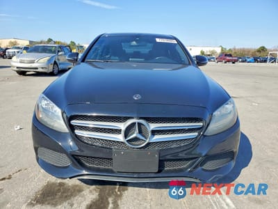 Piąte zdjęcie samochodu w środku: 2018 MERCEDES-BENZ C 300 VIN:55SWF4JB9JU242495 - miniatura