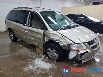 Czwarte zdjęcie samochodu z boku: 2007 DODGE GRAND CARAVAN SXT VIN:2D4GP44L47R272138 - miniatura