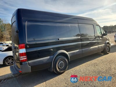 Trzecie zdjęcie samochodu z tyłu: 2016 MERCEDES-BENZ SPRINTER 2500 VIN:WD3PE8DD6GP272074 - miniatura