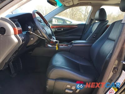 Zdjęcie 7 z 12 samochodu: 2007 LEXUS LS 460 BASE VIN:JTHBL46F175016559 - miniatura