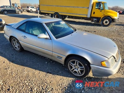 Czwarte zdjęcie samochodu z boku: 1999 MERCEDES-BENZ SL 500 VIN:WDBFA68F7XF186287 - miniatura