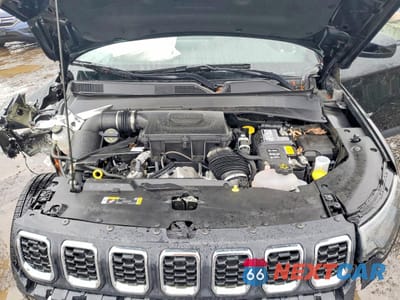 Zdjęcie 11 z 12 samochodu: 2025 JEEP COMPASS LATITUDE VIN:3C4NJDBN9ST581801 - miniatura