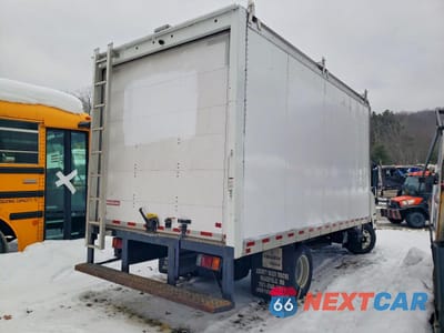 Trzecie zdjęcie samochodu z tyłu: 2024 ISUZU NPR BOX TRUCK VIN:54DB4W1D8RS201367 - miniatura