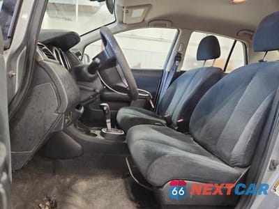 Zdjęcie 7 z 12 samochodu: 2010 NISSAN VERSA 1.8 S VIN:3N1BC1AP3AL369430 - miniatura