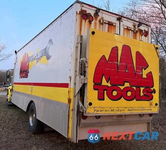 Trzecie zdjęcie samochodu z tyłu: 2002 INTL 4000 - TRUCKS BOX TRUCK VIN:1HTMMAAL22H531616 - miniatura