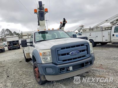 Czwarte zdjęcie samochodu z boku: 2013 FORD F450 SUPER DUTY VIN:1FDUF4GY2DEA69778 - miniatura