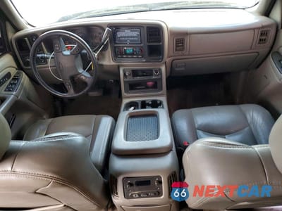 Zdjęcie 8 z 11 samochodu: 2005 CHEVROLET SILVERADO K1500 VIN:2GCEK13T451118611 - miniatura