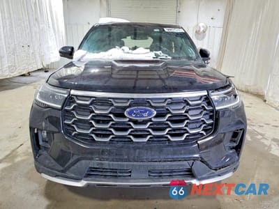 Piąte zdjęcie samochodu w środku: 2025 FORD EXPLORER PLATINUM VIN:1FMUK8HH4SGB67133 - miniatura