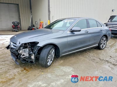 2018 MERCEDES-BENZ C 300 4MATIC 55SWF4KB4JU279145 - główne zdjęcie licytacji z USA - miniatura