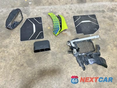 Zdjęcie 12 z 12 samochodu: 2022 LAMBORGHINI HURACAN STO VIN:ZHWUA6ZX2NLA20140 - miniatura