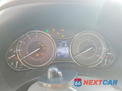 Zdjęcie 9 z 12 samochodu: 2017 INFINITI QX80 BASE VIN:JN8AZ2NE8H9159175 - miniatura