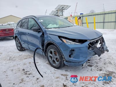 Czwarte zdjęcie samochodu z boku: 2024 FORD ESCAPE ST LINE VIN:1FMCU9MNXRUA08409 - miniatura