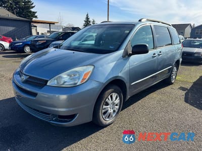 Drugie zdjęcie samochodu z przodu: 2004 TOYOTA SIENNA CE VIN:5TDZA23C64S209476 - miniatura