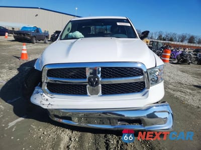 Piąte zdjęcie samochodu w środku: 2019 RAM 1500 CLASSIC SLT VIN:1C6RR7LG5KS595912 - miniatura