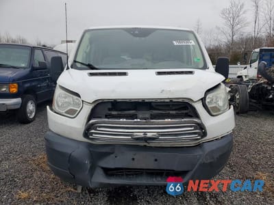 Piąte zdjęcie samochodu w środku: 2017 FORD TRANSIT T-150 VIN:1FTYE1YM5HKA56758 - miniatura