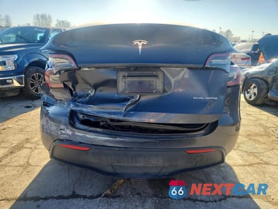 Zdjęcie 6 z 12 samochodu: 2023 TESLA MODEL Y VIN:7SAYGDEE4PA209277 - miniatura