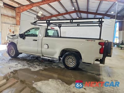 Drugie zdjęcie samochodu z przodu: 2020 CHEVROLET SILVERADO K1500 VIN:3GCNYAEH2LG287263 - miniatura