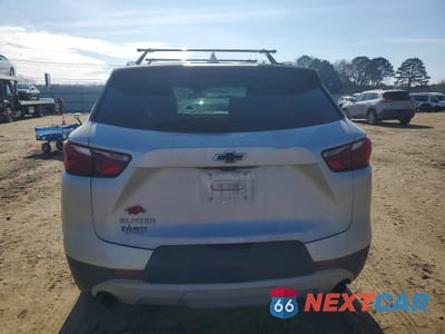 Zdjęcie 6 z 13 samochodu: 2020 CHEVROLET BLAZER 3LT VIN:3GNKBDRS6LS551164 - miniatura