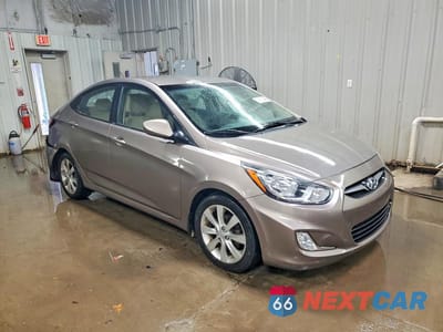 Czwarte zdjęcie samochodu z boku: 2012 HYUNDAI ACCENT GLS VIN:KMHCU4AE3CU240347 - miniatura