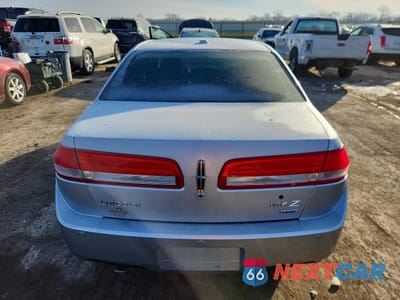 Zdjęcie 6 z 12 samochodu: 2012 LINCOLN MKZ VIN:3LNHL2JC4CR824341 - miniatura
