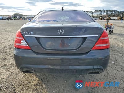 Zdjęcie 6 z 11 samochodu: 2011 MERCEDES-BENZ S 550 VIN:WDDNG7BB9BA415149 - miniatura