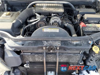 Zdjęcie 11 z 12 samochodu: 2008 JEEP COMMANDER SPORT VIN:1J8HG48K78C173125 - miniatura