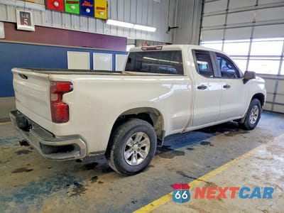 Trzecie zdjęcie samochodu z tyłu: 2019 CHEVROLET SILVERADO C1500 VIN:1GCRWAEF5KZ184942 - miniatura