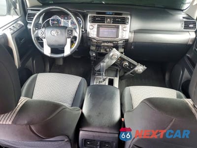 Zdjęcie 8 z 11 samochodu: 2018 TOYOTA 4RUNNER SR5 VIN:JTEZU5JR2J5186906 - miniatura