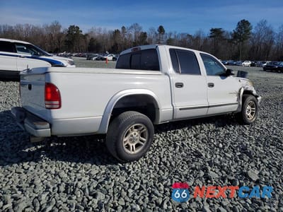 Trzecie zdjęcie samochodu z tyłu: 2002 DODGE DAKOTA QUAD SLT VIN:1B7HL48N02S643618 - miniatura