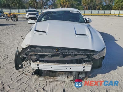 Piąte zdjęcie samochodu w środku: 2021 FORD MUSTANG GT VIN:1FA6P8CF7M5102415 - miniatura