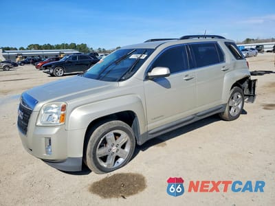2013 GMC TERRAIN SLT 2GKALUEK7D6430722 - główne zdjęcie licytacji z USA - miniatura